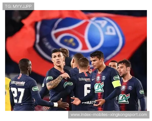 法甲巴黎中场的优雅组织与频繁攻门 法甲巴黎中场的优雅组织与频繁攻门